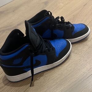 Nike Kids Sneakers Black and Royal Blue